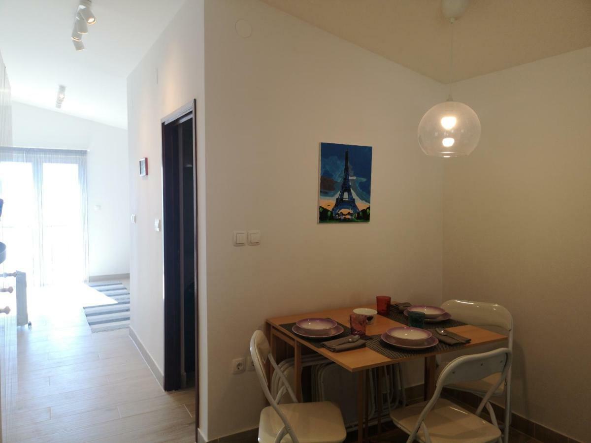 Apartman Studio Kod Ujevica Baska Voda Luaran gambar