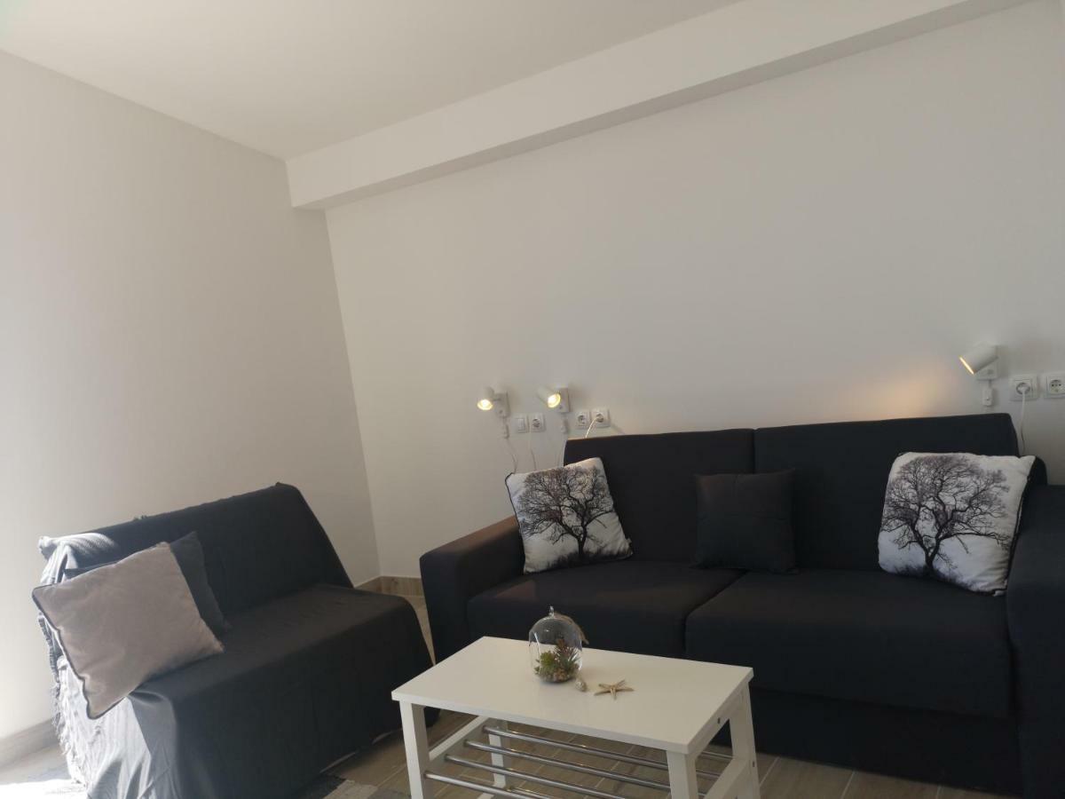 Apartman Studio Kod Ujevica Baska Voda Luaran gambar